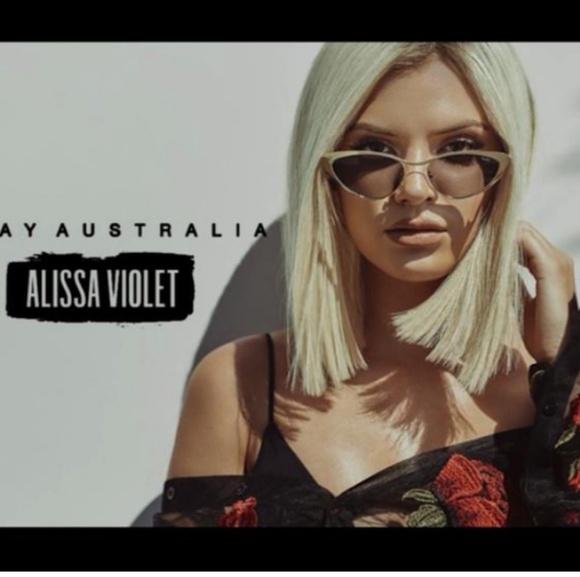 SOLD - Picture 3 of 3